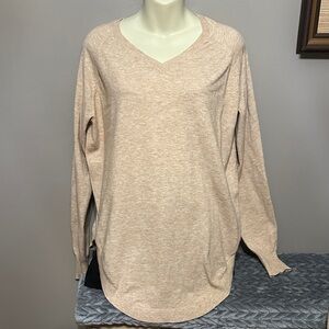 JOH Soft Beige Cashmere blend scooped hemline Sweater